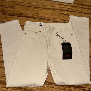 Levi’s Wedgie Cream Jeans Size 26 Off White New